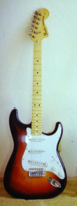 [76 Fender Stratocaster]